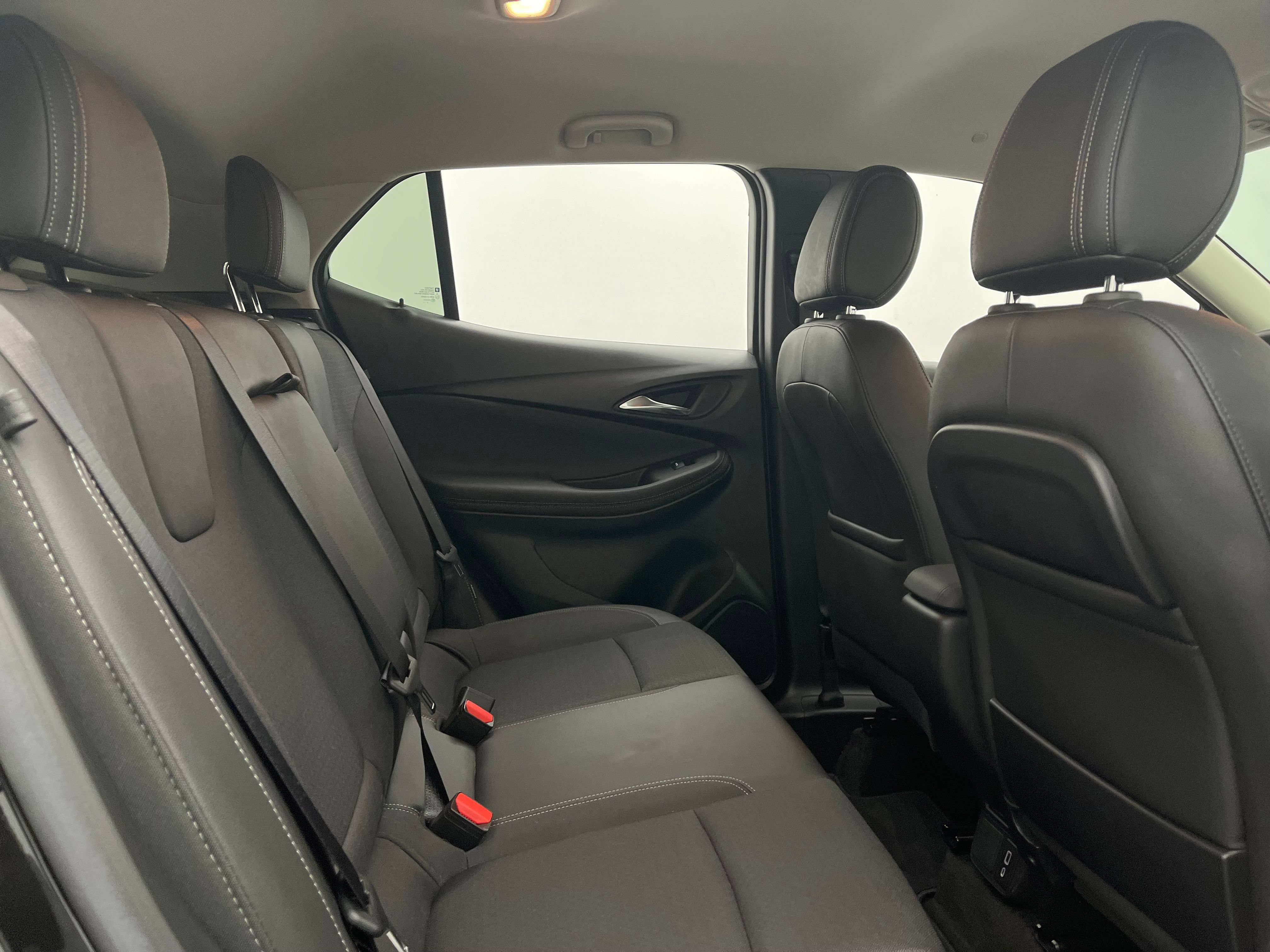 Used 2023 Buick Encore GX Select FWD image 33