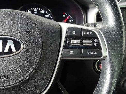 Used 2019 Kia Sorento SX image 27