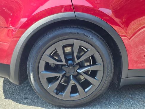 Used 2024 Tesla Model X AWD image 16