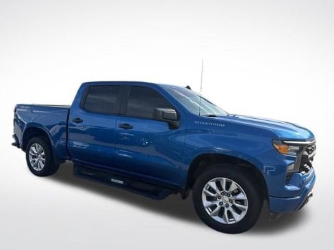 Used 2023 Chevrolet Silverado 1500 Custom AWD/4WD image 6