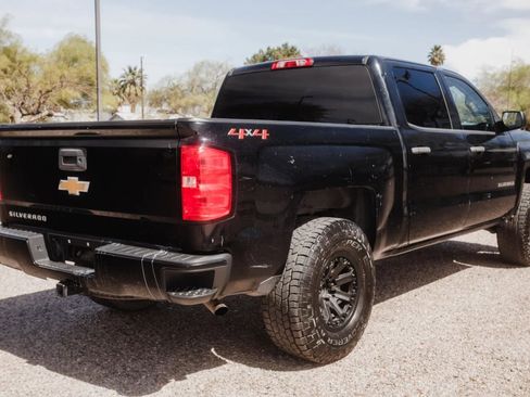 Used 2018 Chevrolet Silverado 1500 Custom w/ Custom Value Package image 8