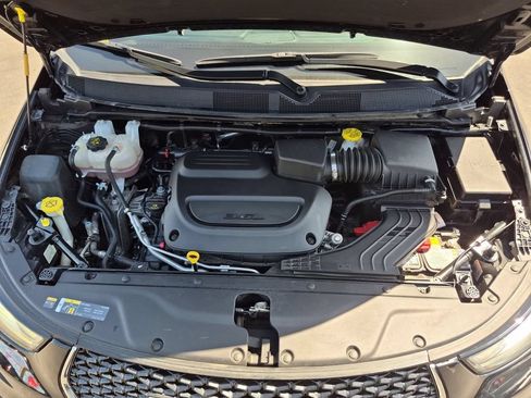 Used 2025 Chrysler Pacifica Select FWD image 34