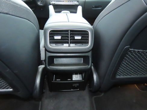 Used 2022 Mercedes-Benz GLE 63 AMG S image 20