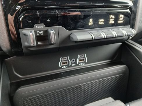 New 2026 RAM 2500 Big Horn AWD/4WD image 22