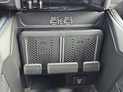 New 2026 RAM 2500 Laramie AWD/4WD image 26