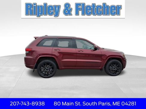 Used 2021 Jeep Grand Cherokee Laredo X image 4