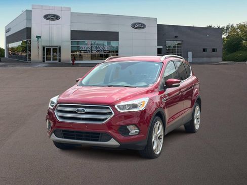 Used 2019 Ford Escape Titanium AWD/4WD image 1