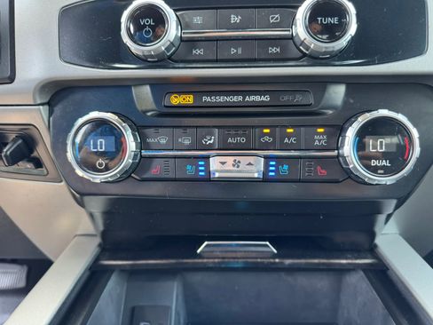 Used 2022 Ford F250 Lariat w/ Lariat Value Package AWD/4WD image 35