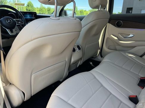 Used 2022 Mercedes-Benz GLC 300 4MATIC image 20