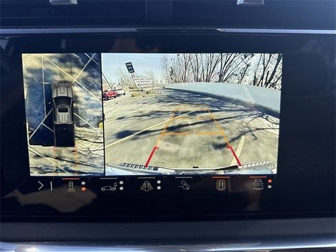 Used 2025 GMC Sierra 2500 Denali Ultimate image 19