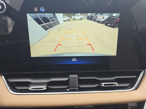 New 2026 Chevrolet Equinox ACTIV w/ Convenience Package III image 24