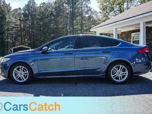 Used 2018 Ford Fusion SE w/ Fusion SE Technology Package image 8