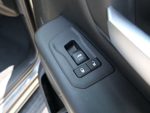 New 2026 RAM 1500 Express AWD/4WD image 23