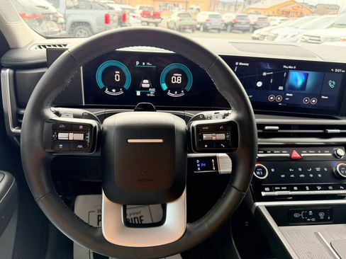 Used 2025 Hyundai Santa Fe XRT w/ Tow & Go Package image 13