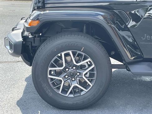 New 2025 Jeep Wrangler Sahara image 38