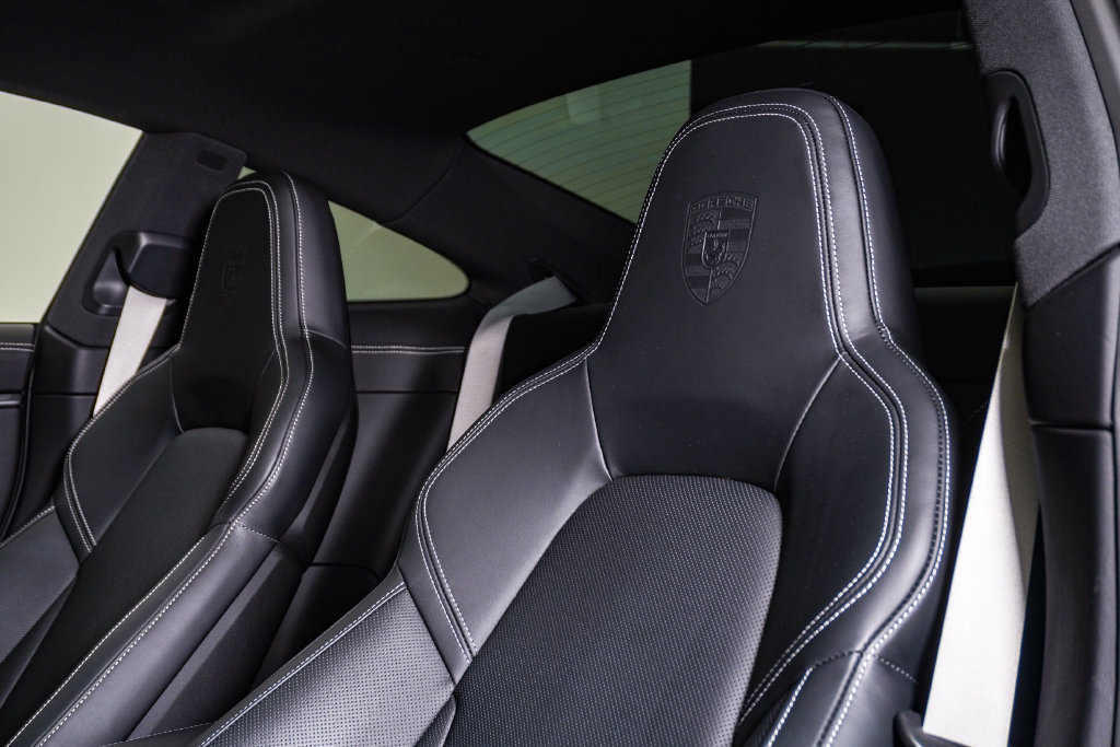 Certified 2024 Porsche 911 Carrera RWD image 18