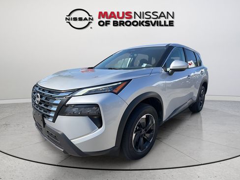Certified 2024 Nissan Rogue SV AWD/4WD image 7