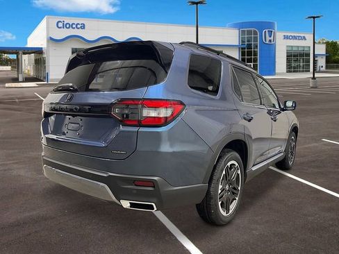 New 2026 Honda Pilot Touring image 5
