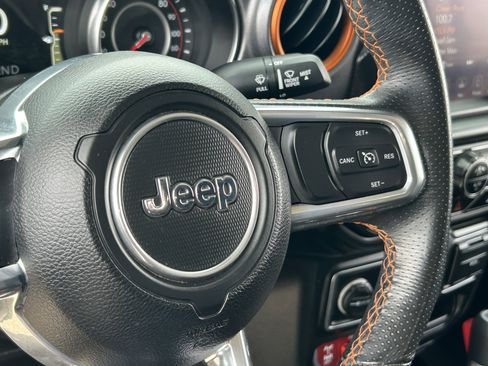 Certified 2021 Jeep Gladiator Mojave AWD/4WD image 24