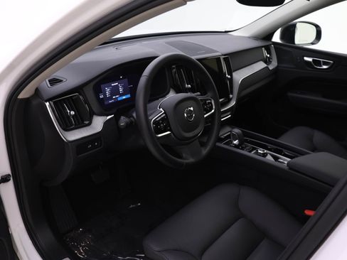 Used 2025 Volvo XC60 T8 Plus w/ Protection Package Premier image 9