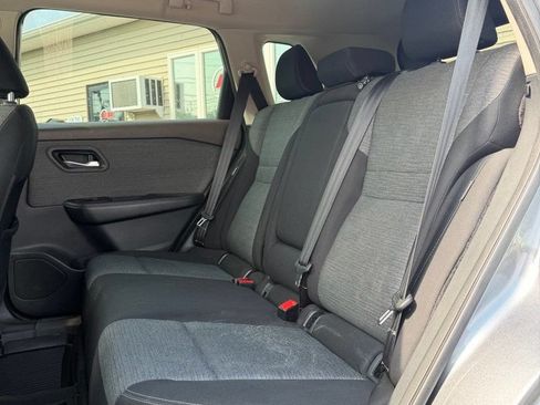 Used 2021 Nissan Rogue SV AWD/4WD image 12