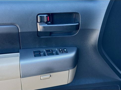 Used 2013 Toyota Tundra 2WD Double Cab image 13