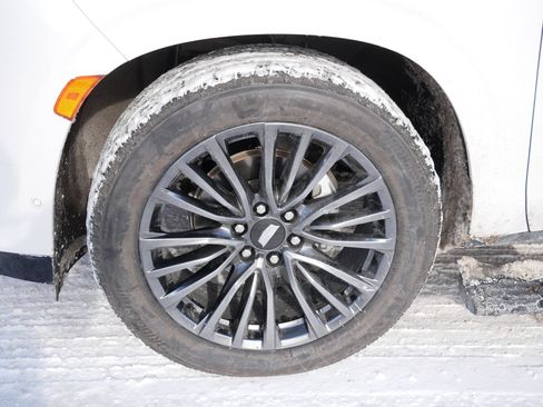 Used 2021 Cadillac Escalade ESV Sport Platinum w/ Heavy-Duty Trailer Package image 4