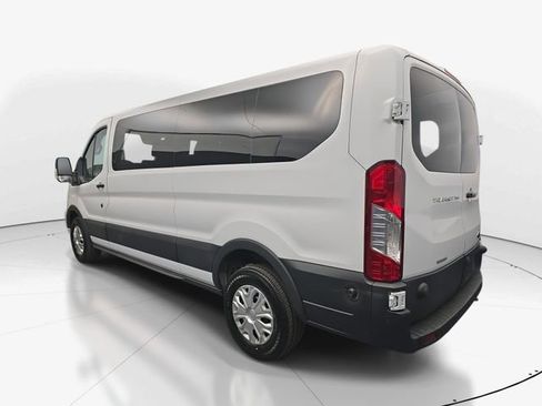 Used 2024 Ford Transit 350 XLT image 7