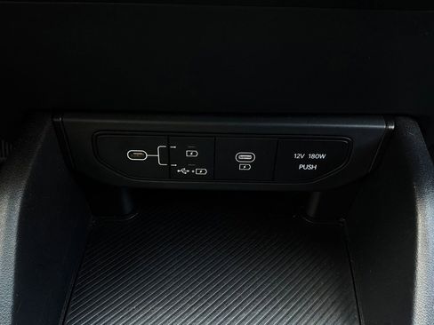 Used 2025 Kia K4 FWD image 26