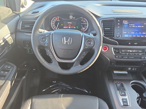 Used 2023 Honda Ridgeline RTL-E image 12