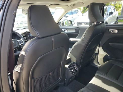Certified 2026 Volvo XC40 B5 Plus AWD/4WD image 12