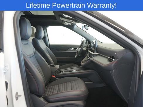 New 2025 Ford Explorer ST-Line image 32