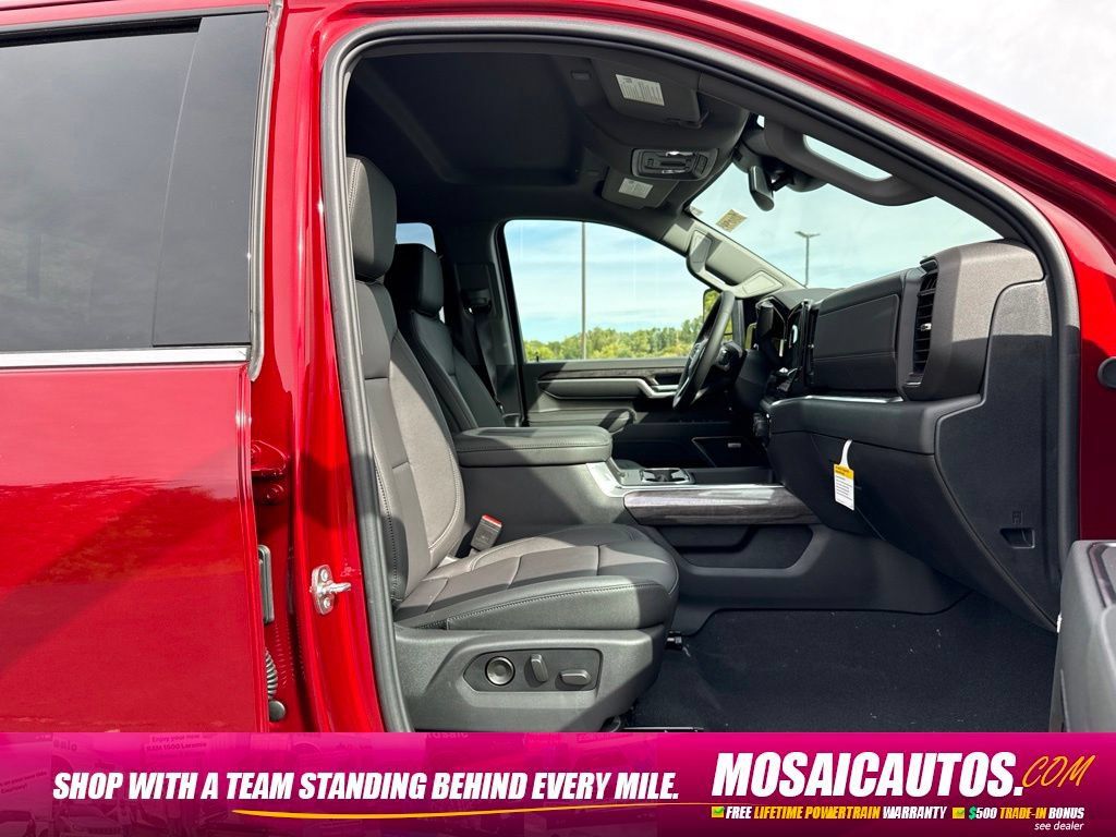 New 2026 Chevrolet Silverado 2500 LTZ w/ LTZ Plus Package AWD/4WD image 11