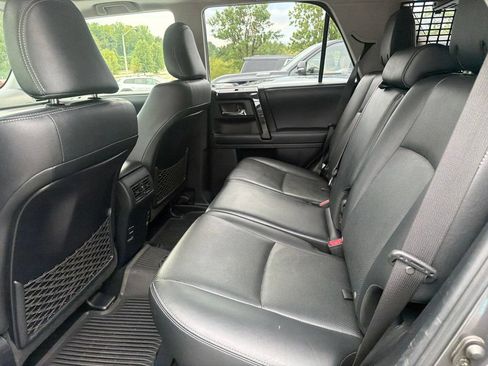 Used 2019 Toyota 4Runner Limited AWD/4WD image 8
