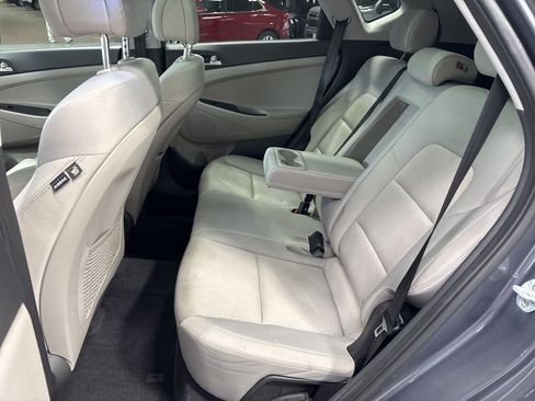 Used 2018 Hyundai Tucson Value AWD/4WD image 31