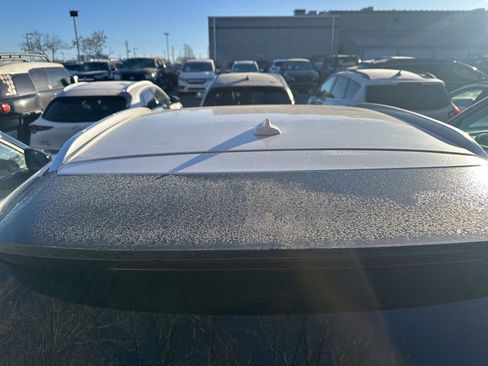 Used 2022 MAZDA CX-30 2.5 Turbo w/ Premium Package image 8