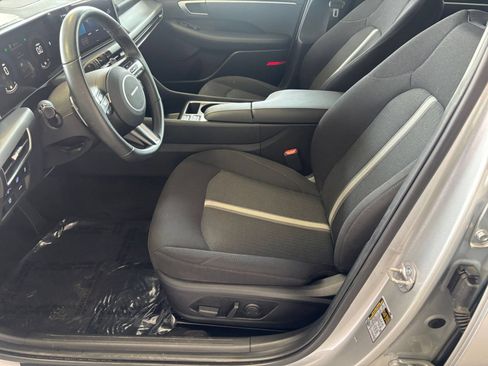 Used 2025 Hyundai Sonata SEL FWD image 27