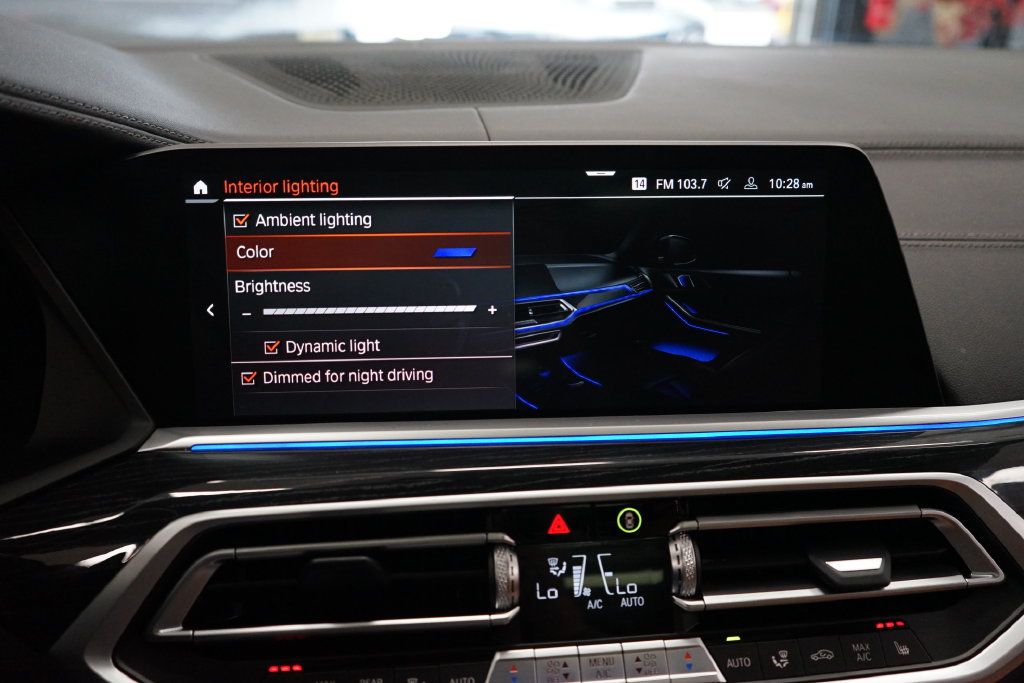 Used 2022 BMW X7 xDrive40i w/ M Sport Package AWD/4WD image 48