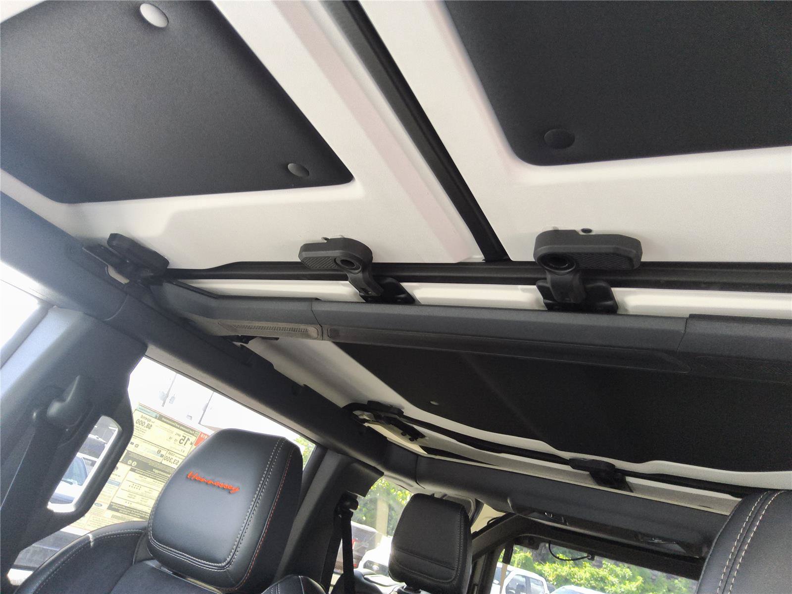 New 2026 Ford Bronco Raptor w/ Interior Carbon Fiber Pack AWD/4WD image 23