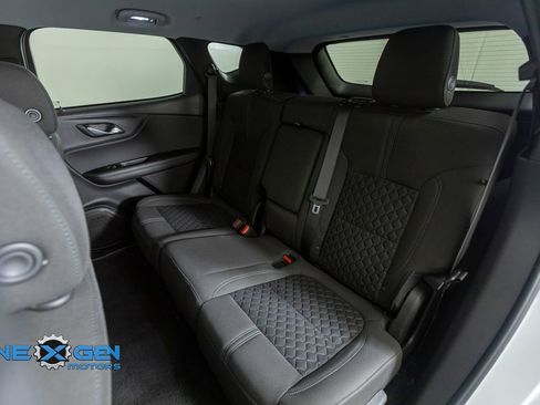 Used 2019 Chevrolet Blazer LT image 29