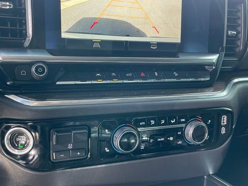 Used 2024 Chevrolet Silverado 1500 LT Trail Boss w/ Protection Package image 17