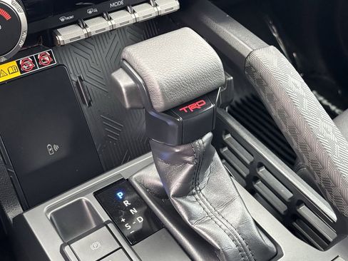 Certified 2025 Toyota Tacoma TRD Off-Road w/ TRD Off Road Upgrade Package image 27