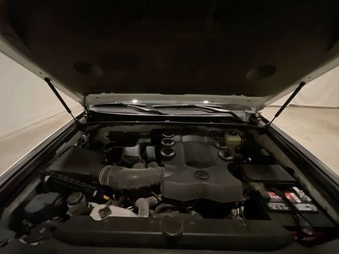 Used 2021 Toyota 4Runner Limited image 26