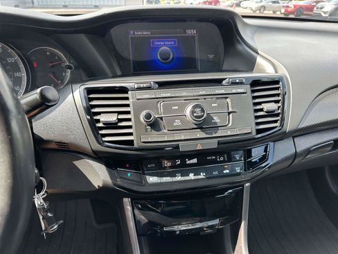 Used 2017 Honda Accord Sport Special Edition image 16