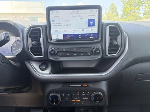 Used 2022 Ford Bronco Sport Outer Banks w/ Tech Package AWD/4WD image 35