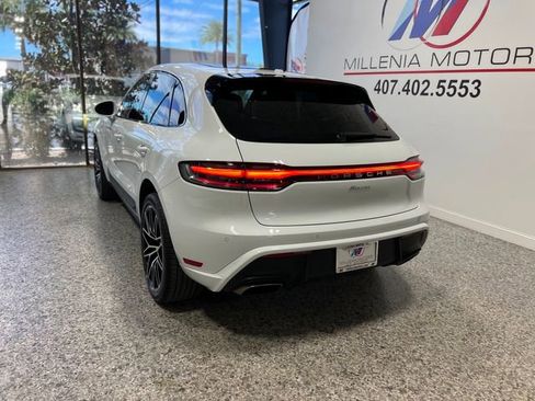 Used 2023 Porsche Macan Base image 2