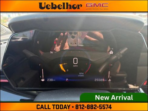 Used 2024 Chevrolet Trax RS w/ Driver Confidence Package FWD image 27