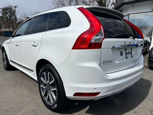 Used 2017 Volvo XC60 T6 Dynamic w/ Preferred Option Package image 3