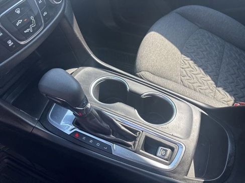 Used 2022 Chevrolet Equinox LT image 26