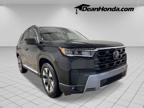 New 2026 Honda Pilot Touring image 9